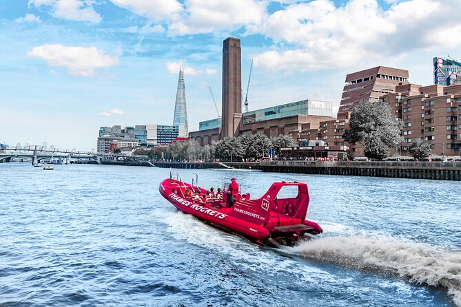 High-Speed Thames River Speedboat in London - When the speedboat opens up