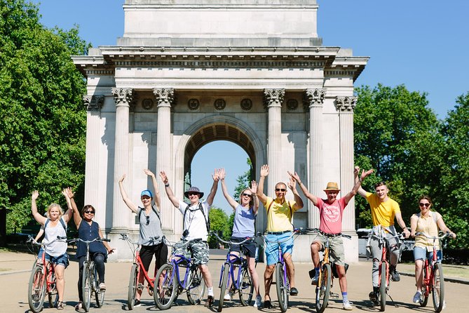 Highlights of Royal London Bike Tour including Hyde Park - Churchill War Rooms and Westminster Abbey