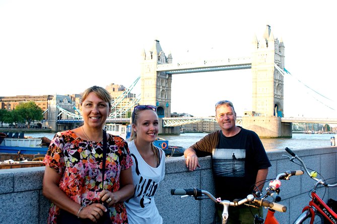 Highlights of Royal London Bike Tour with River Cruise Package - Leadenhall Market and its film connection