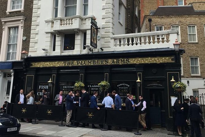 Historic London Pub Walk. A Walk Around Belgravia and Her Amazing Pubs - The Grenadier and its haunted reputation