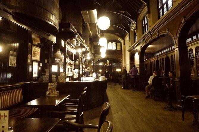 Historic Pubs of London - Meeting at Holborn Station and starting on Fleet Street