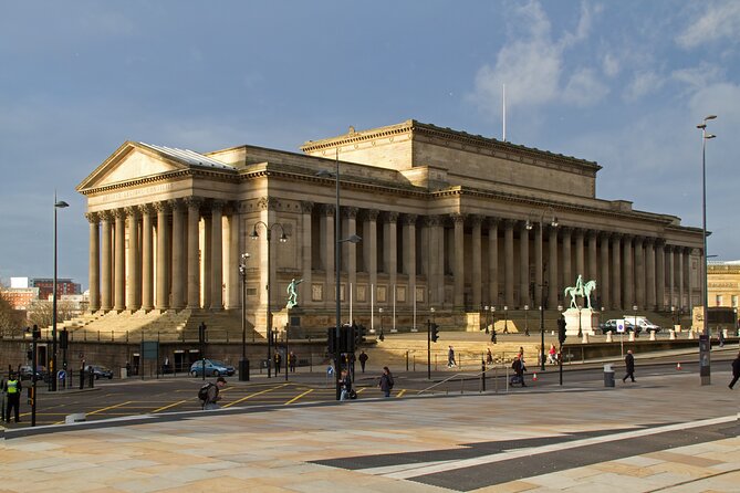 History Guided Tour of Liverpool and the Beatles - St George’s Hall and the historic cultural street