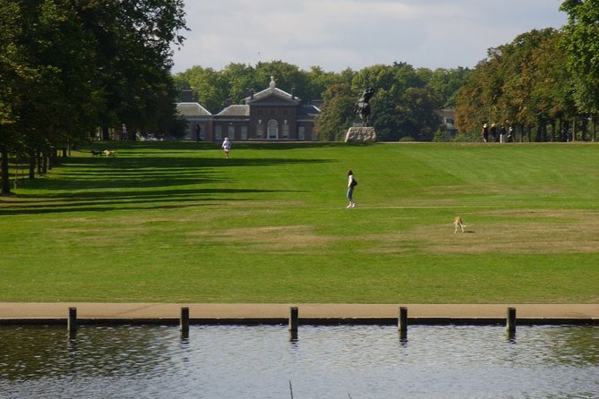 Hyde Park and Kensington Gardens: A Self-Guided Audio Tour - Crossing into Kensington Gardens