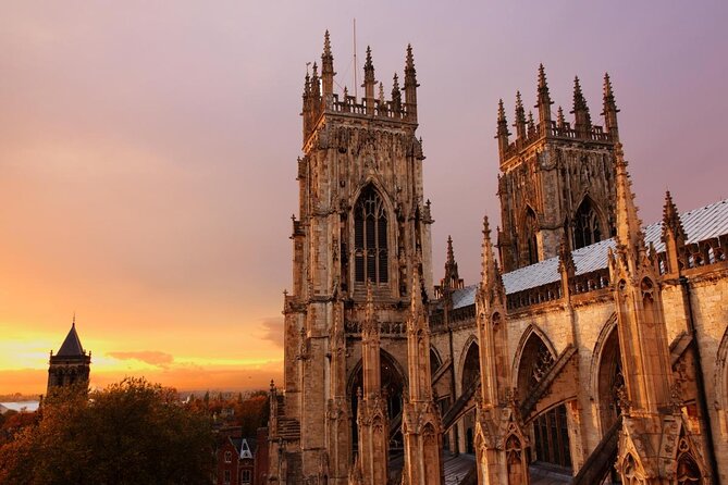 J & M York City Walking Tours - York in Two Hours: The Quick Facts