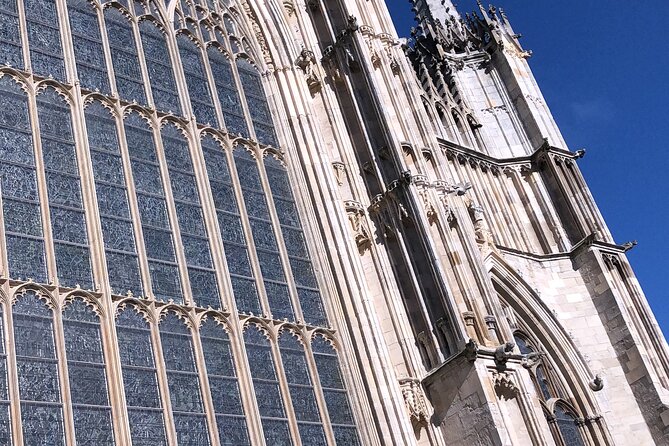 J & M York City Walking Tours - A Short Walk on the Medieval Walls