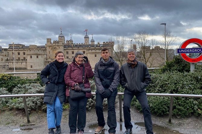James Bond Ultimate Spy Taxi Tour - Westminster and the work of real spies