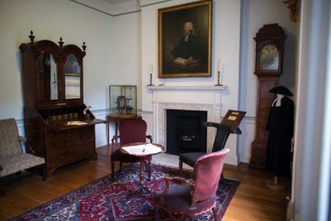 John Wesley Methodist Private Walking Tour Of London - Starting at Wesley’s Chapel and the Leysian Mission