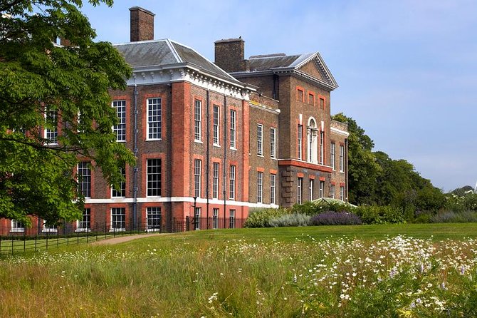 Kensington Palace Entrance Ticket - What Kensington Palace tells you that other palaces do not