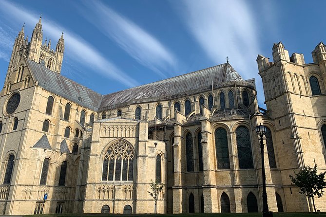 Kent, the Garden of England Independent Full Day Private Tour - Leeds Castle, the lake setting, and the two-hour visit