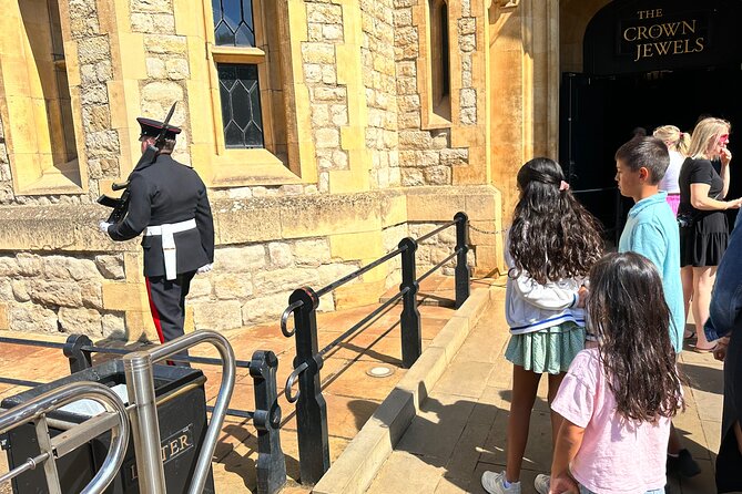 Kid-Friendly Tour: Tower of London and Tower Bridge Entry - Starting at the Tower of London Welcome Centre