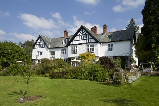 Lake District - Rail Tour from London with Cream Tea and Cruise - Lake Windermere and the 45-minute cruise