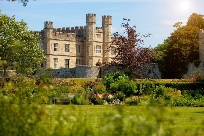 Leeds Castle, Canterbury Cathedral and Cliffs of Dover Day Trip - Three classic sights, one very full day
