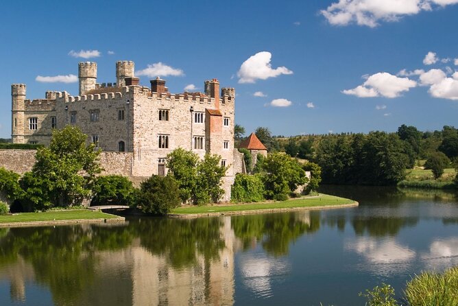 Leeds Castle, Cliffs of Dover and Canterbury Day Trip from London with Guided Cathedral Tour - The White Cliffs of Dover, with realistic expectations