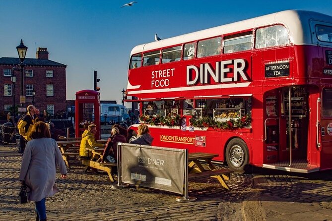 Liverpool's Best Craft Drinks & Pub Food With A Local: Private & Personalized - Waterfront lights and central Liverpool stories