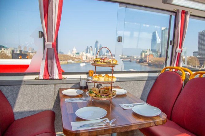 London Afternoon Tea Bus with Panoramic Tour - How Much Commentary Will You Hear?