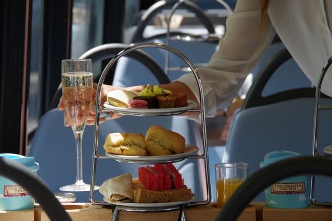 London Afternoon Tea Bus with Panoramic Tour - Buckingham Palace From the Road