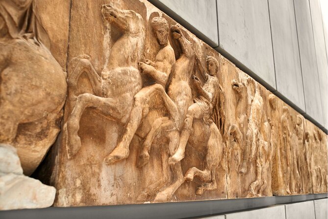 London: British Museum Audio Tour with Free Guaranteed Entry - The Rosetta Stone, mummies, and other headline objects