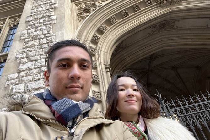 London Charles Dickens Puzzle Questo and Self-Guided Tour - A Church with Italian and Irish Connections