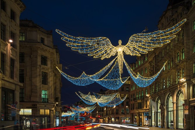London Christmas Eve Illuminations Guided Tour by Night - Trafalgar Square and Piccadilly after dark