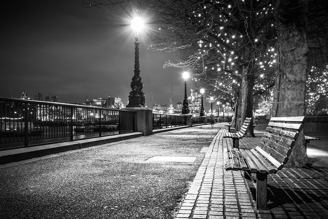 London Christmas Eve With 3 Course Dinner and Midnight Mass - Booking advice for a one-night-only event