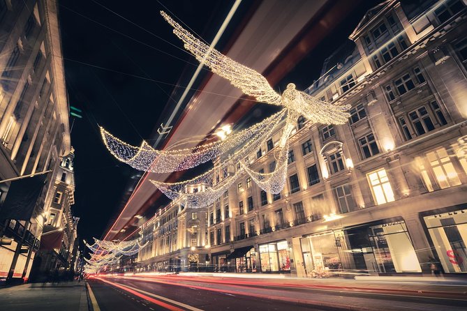 London Christmas Lights Tour by Vintage Double-Decker Bus - Piccadilly Circus and the West End lights