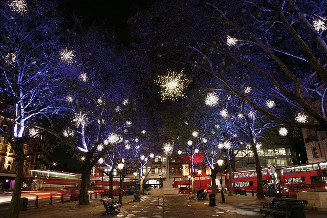 London Christmas Lights Tour by Vintage Double-Decker Bus - Oxford Street, Regent Street, and famous department stores