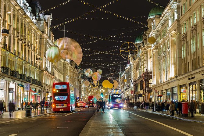 London Christmas Lights Tour by Vintage Double-Decker Bus - Trafalgar Square and the city’s Christmas center