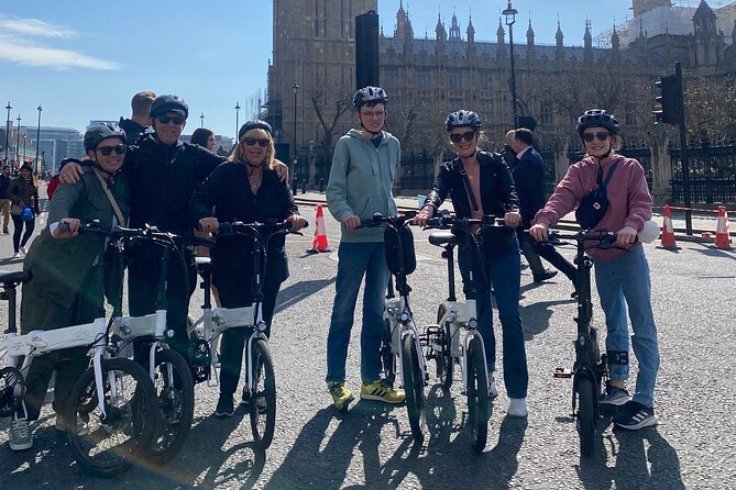 London E-Bike tour & Borough market - Buckingham Palace and the royal pause
