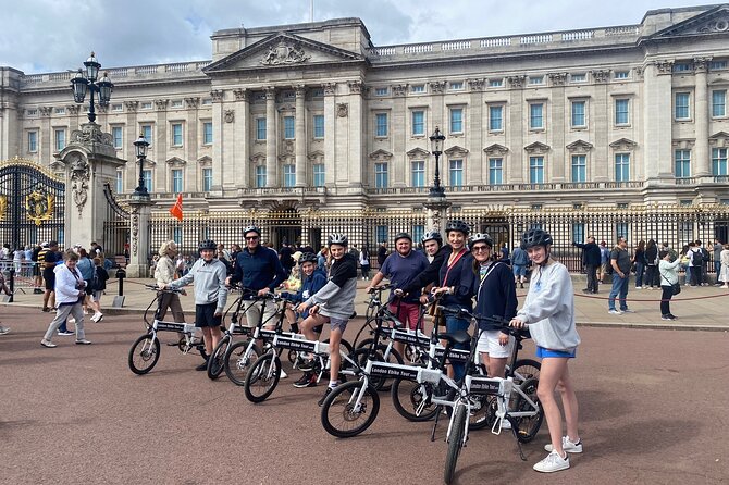 London E-Bike tour & Borough market - Westminster Abbey, Big Ben, and the Houses of Parliament