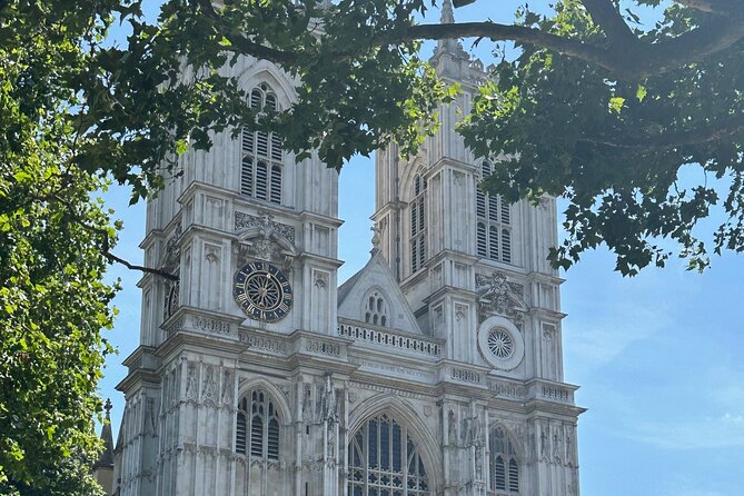 London Essential 2 hour introductory Walking Tour With a Londoner - Big Ben, Parliament, and Westminster Abbey