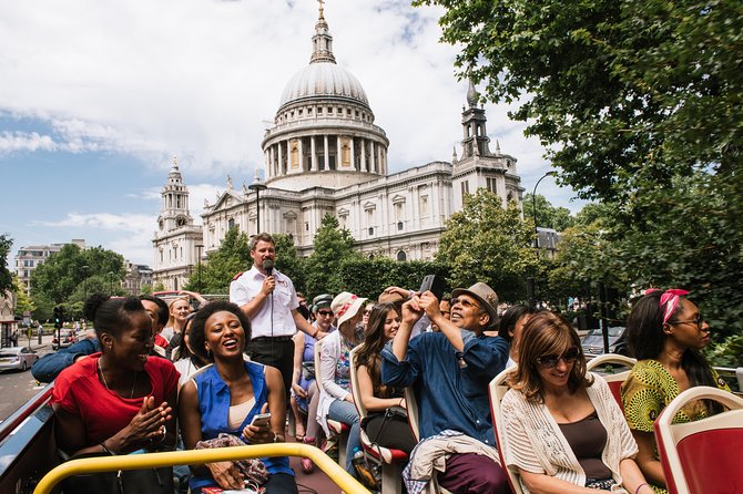London Eye Fast-Track Ticket with Hop-On Hop-Off Tour and River Cruise - Victoria and Buckingham Palace access