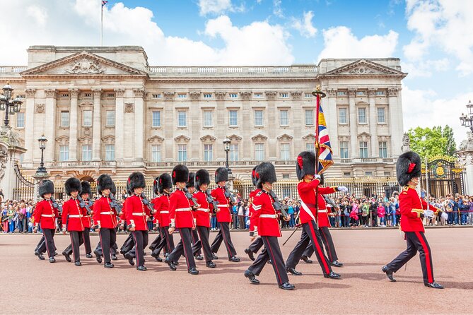 London Full-Day Private Tour with Westminster Abbey Tickets - St James’s Park and the full option lunch