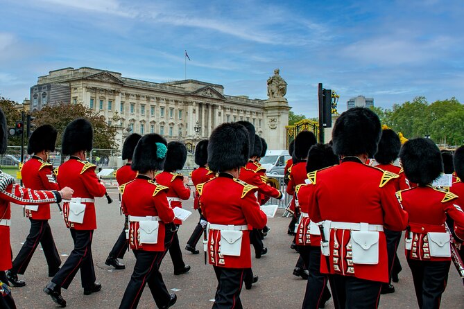 London Fully Tailored Private Tour: Half-Day with Local Guide - St. Paul’s Cathedral and the City of London