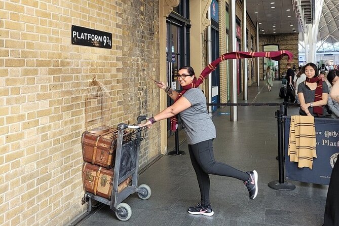 London: Harry Potter Walking Tour with Platform 9 3/4 - Goodwin’s Court and the feel of Knockturn Alley