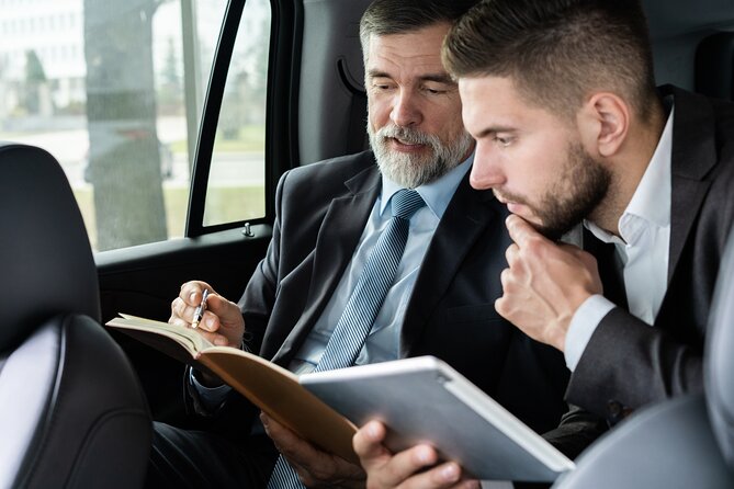 London Heathrow Airport (LHR) to Lincolnshire Luxury Transfers - How the price works for different groups