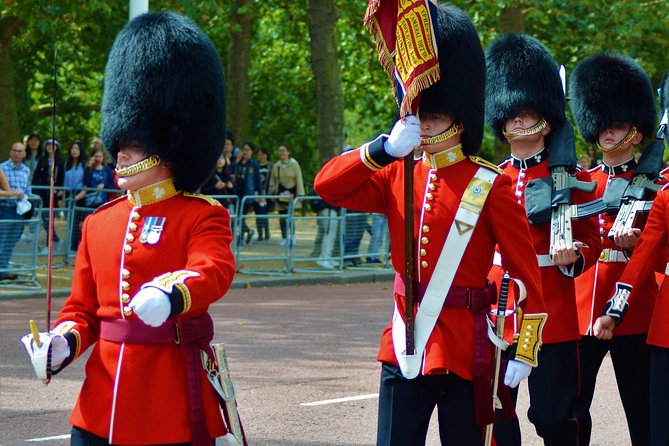 London in One Day: Small Group Walking Tour - See 30+ Sights - A fast route through London’s grandest sights