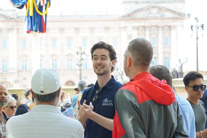 London: Landmarks Walking Tour & Harry Potter Walking Tour - Starting at Trafalgar Square with London’s big story