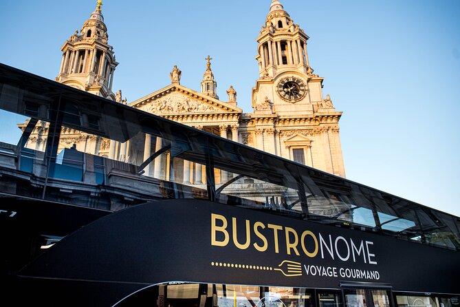 London Luxury Dinner Experience with Panoramic City Views - The London Eye and the river at night
