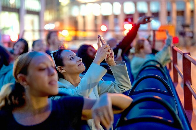 London Night Tour See the City Lights - Piccadilly Circus and the bright center of London