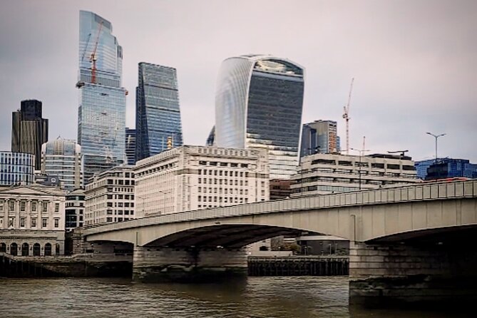 London Past & Present Backstreet Historical Tour - What the $94.61 price means