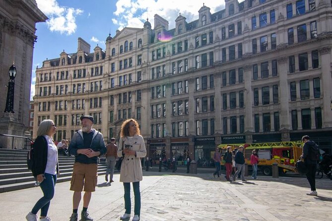 London Private One Day Tour with a Local, Highlights & Off-the-Beaten-Path - Soho, Shoreditch, and London beyond the postcard