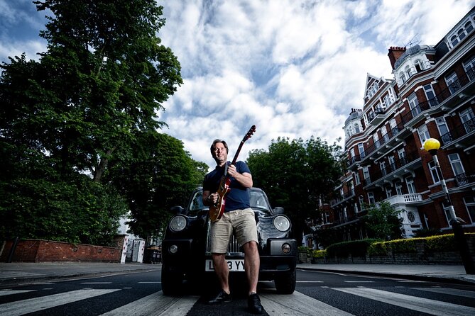 London Rock N Roll Beatles Private Black Cab Tour - Montagu Square connects Lennon with London’s bohemian past