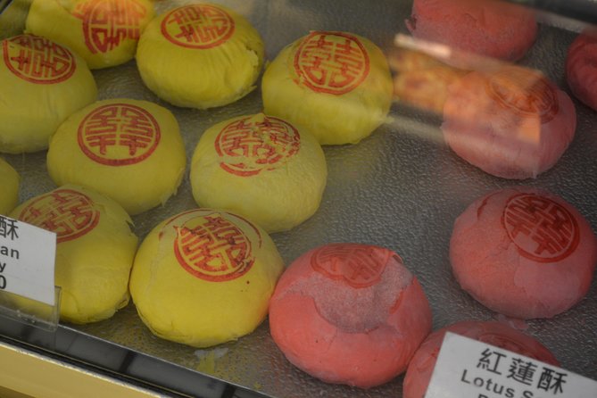 London’s Chinatown Food Experience - Golden Gate Cake Shop and the sweet side of Chinatown
