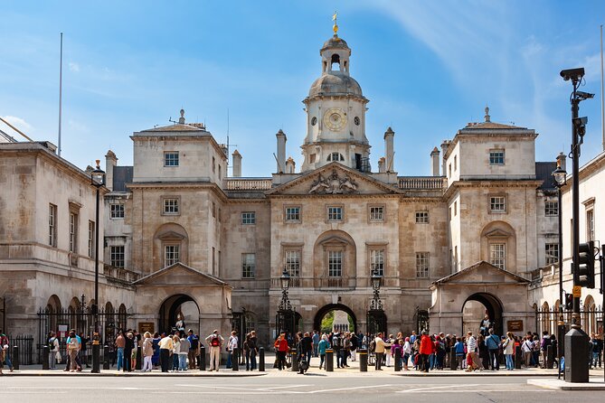 London’s Crown Secret: Self-Guided Royal Puzzle Quest - Starting at the Palace of Westminster