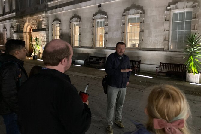 London's Ghosts & Gruesome Past Nighttime Walking Tour - Why this London ghost walk works