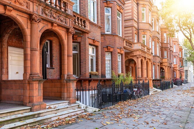 London Scavenger Hunt and Highlights Self-Guided Tour - The route is flexible, but not perfectly linear