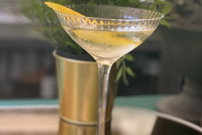 London Spy Experience with Tour Vesper Martini and Dinner - Queen Anne’s Gate and the first intelligence networks