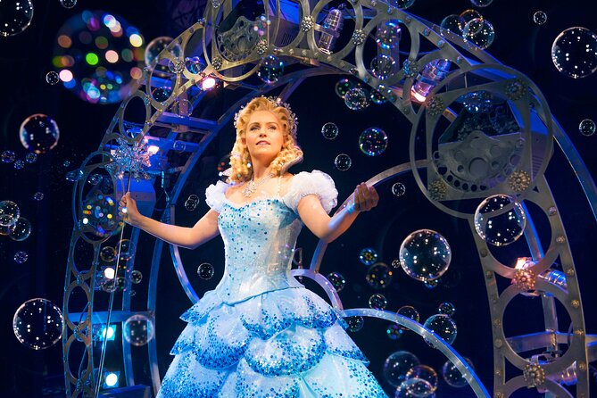 London Theatre: Wicked the Musical - A good family evening, with age rules to note
