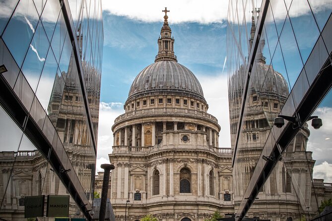 London through the lens: Iconic photo spots, hidden gems & food. - St. Paul’s Cathedral and the City’s quieter corners