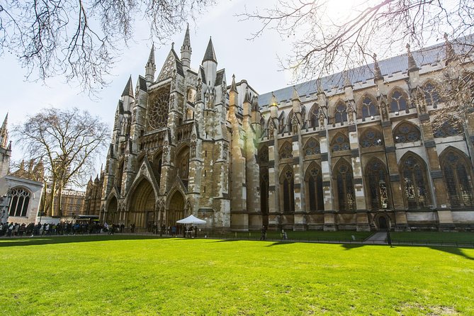 London Tootbus Hop on Hop off Bus Tour and Thames River Cruise - Coventry Street, Trafalgar Square, and Westminster